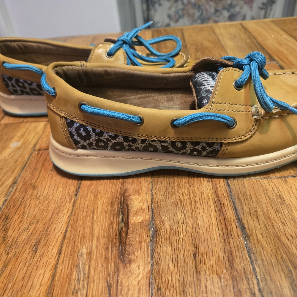 AUSTIN TRADING Company BOAT SHOES Slip On Tan TEAL LEOPARD Girls Size 4D